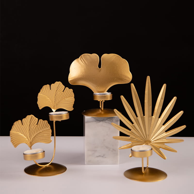 귀여운 다른 잎 모양의 금속 Tealight 캔들 홀더 결혼식 장식 파티 또는 매일 홈 장식