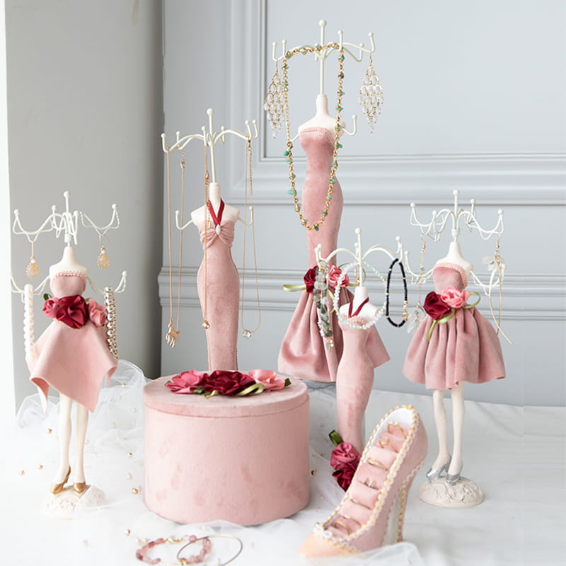 수지 보석 인형, 플란넬 상자 보석 상자, 하이힐 링 홀드를 포함한 패션 핑크 시리즈 보석 디스플레이 스탠드 세트